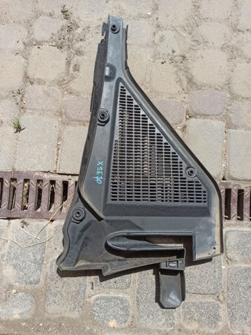 Водостік лобового скла, жабо 64316945584 BMW