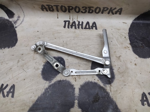 Петля кришки багажника 6451030430 TOYOTA