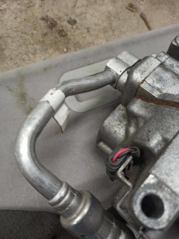 Компресор кондиціонера 64529217869 BMW