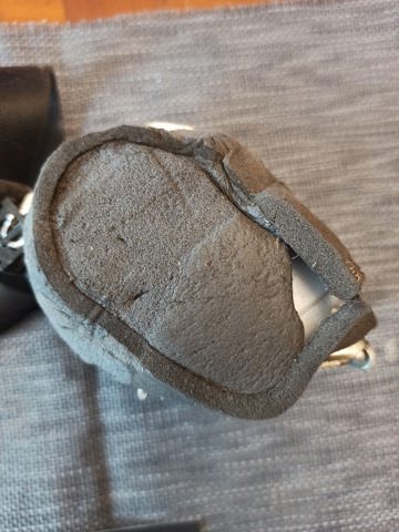 Пасок безпеки задній лівий 72117258445 BMW