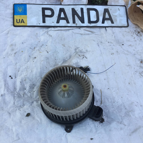 Електромотор пічки 871030E050 TOYOTA