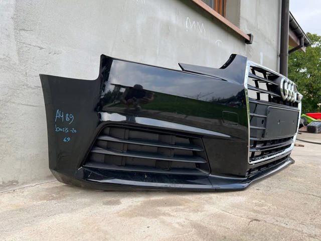 Бампер на авто 8W0807065GRU VAG