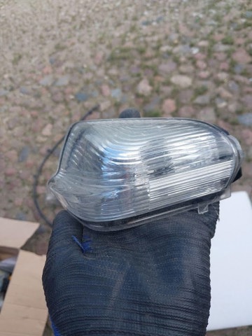 Покажчик повороту дзеркала, лівий A0018228920 MERCEDES