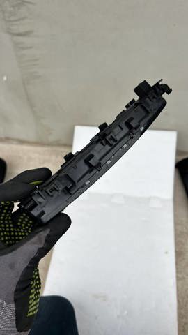 Блок кнопок центральної консолі A2059055201 MERCEDES