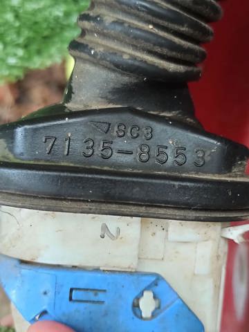 Пасажирські передні двері BPYK5802XF MAZDA