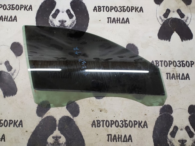 Скло пасажирських дверей C2S5435 JAGUAR