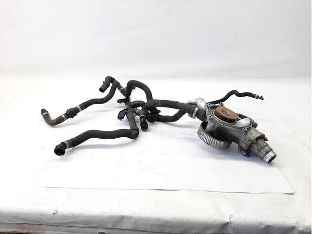 Водяний насос 11517548263 BMW