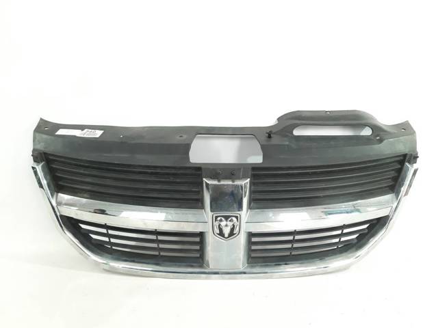 Решітка 1BG84SZ0AE CHRYSLER