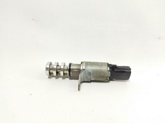 Клапан електромагнітний положення (фаз) розподільного валу 23796EZ30A NISSAN