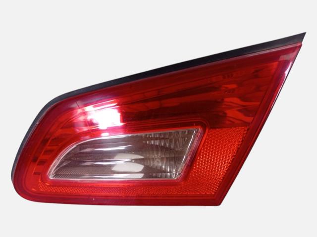 Фара задня права внутрішня 26540JK60C NISSAN