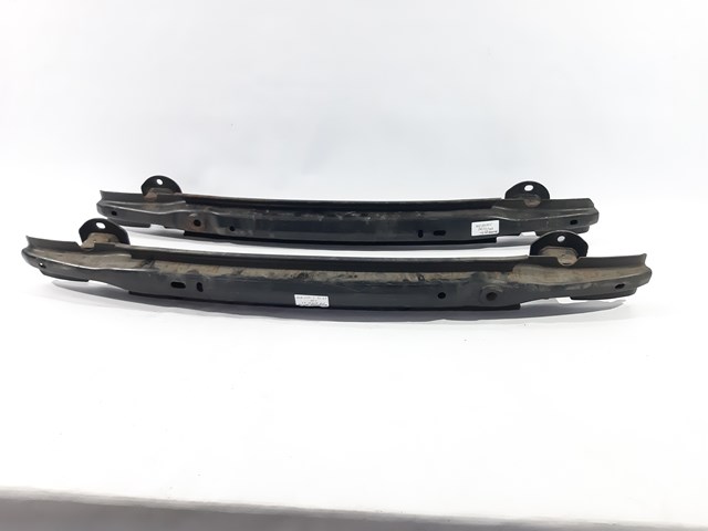 Шина бампера заднього 51123401944 BMW