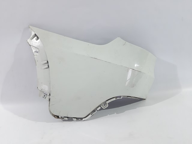 Ікло заднього бампера ліве 51127158439 BMW