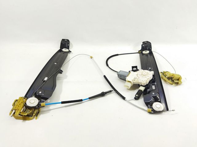 Механізм стеклопідйомника дверей передніх, лівих 51337182131 BMW