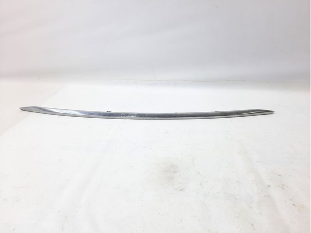 Обвіс переднього бампера 620724BA0A NISSAN