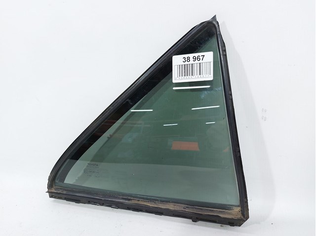 Задня кватирка права 6812306220 TOYOTA