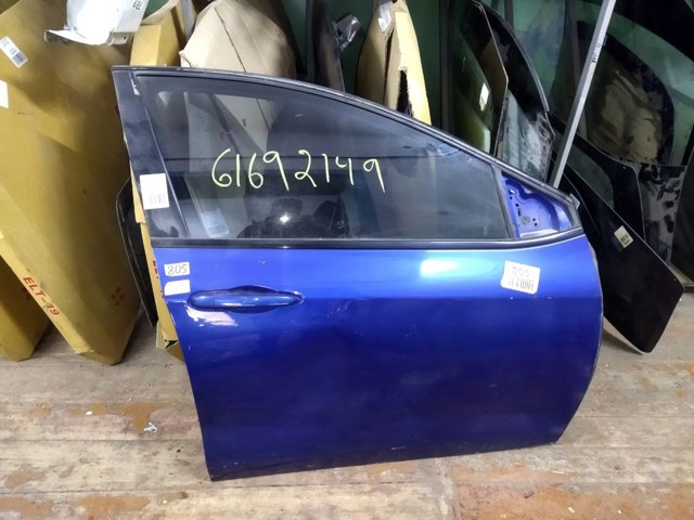 Пасажирські передні двері 68158724AD CHRYSLER