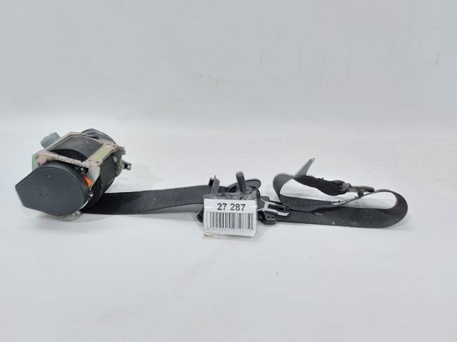 Ремені безпеки 72117241748 BMW