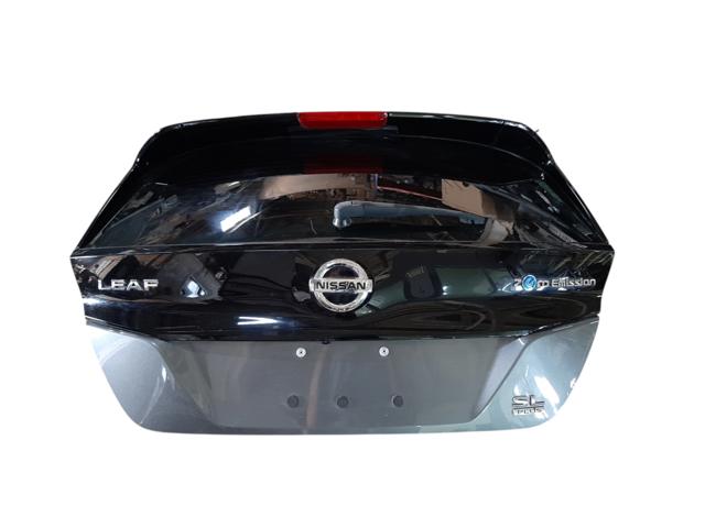 П'яті двері 901005SA0B NISSAN