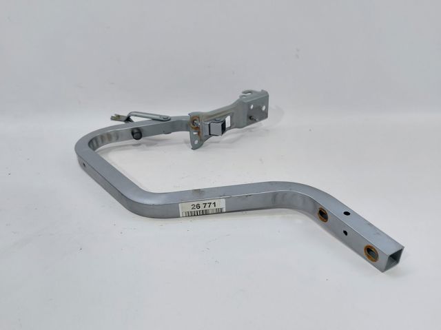 Кріплення кришки багажника GHK152710E MAZDA