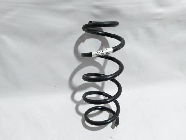 Пружина задня GHP928011 MAZDA