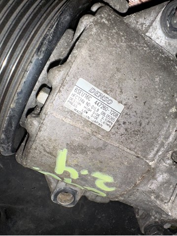 Компресор кліматичної установки 4472601208 DENSO