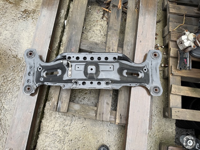 Балка задньої підвіски, підрамник Toyota Camry 7