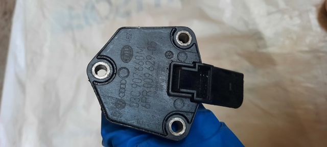 Датчик рівня мастила 03C907660M VAG