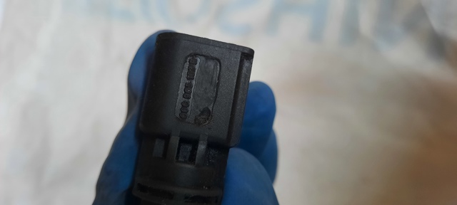 Датчик положення розподільного валу 06C905163B VAG