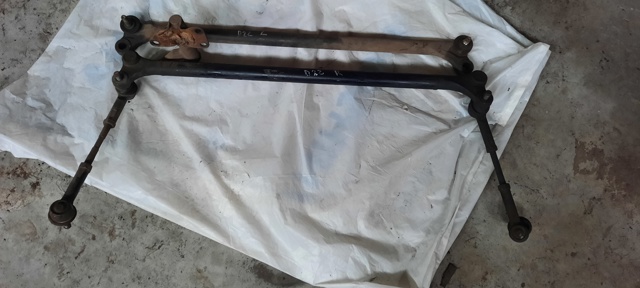 Тяга рульова в зборі 485602S625 NISSAN