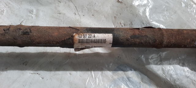 Напіввісь задня 7L0501201A VAG