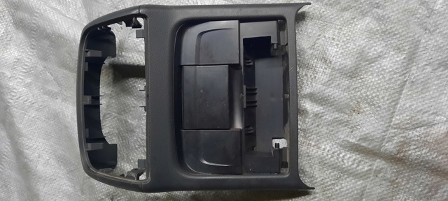 Декоративна накладка центральної консолі 8K0864376 VAG