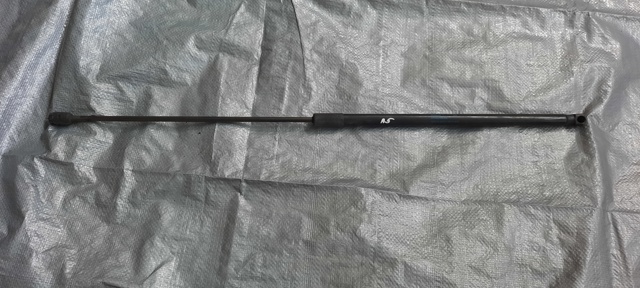 Упор капота 8T082335902S VAG