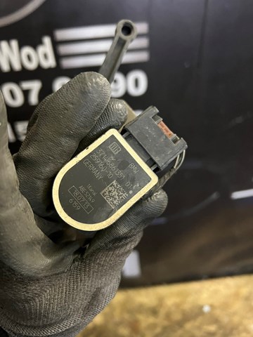Регулятор положення кузова передньої підвіски 37146861351 BMW