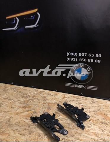 Шарнір капота лівий 41617207199 BMW