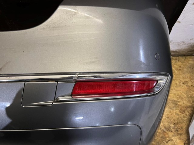 Катафот (відбивач) заднього бампера, правий 63147318556 BMW