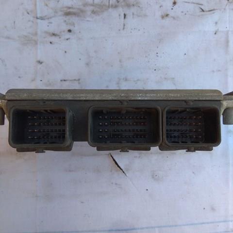 Блок двигуна 9640938680 PEUGEOT