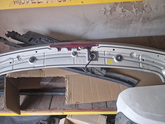 Спойлер 3/5-й, задніх дверей 872104Z000 HYUNDAI