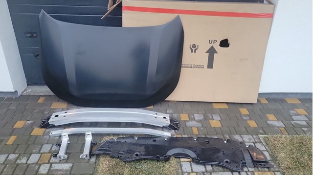 Шина бампера переднього 521320R070 TOYOTA