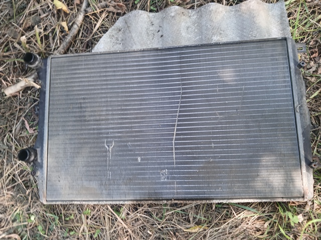 Підвіска радіатора 1K0121253AA VALEO