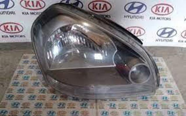 Основна фара - вставка 921022EXXX HYUNDAI