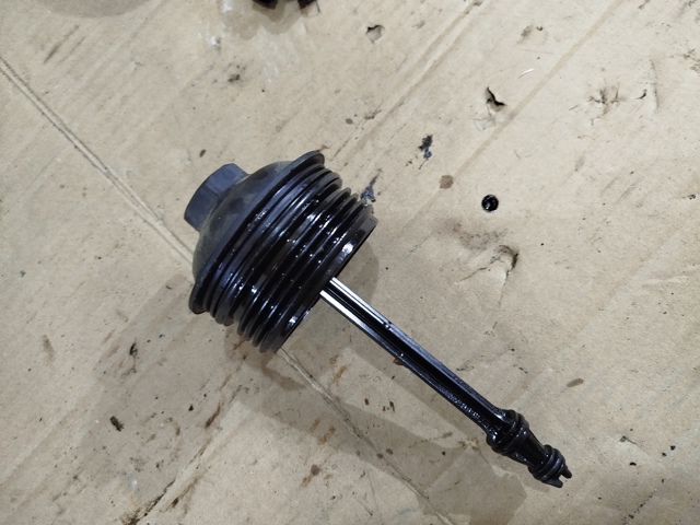 Кришка масляного фільтра 03L115433 VAG