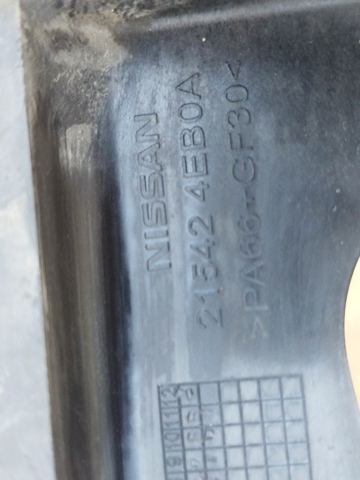 Кронштейн радіатора нижній 215424EB0A NISSAN