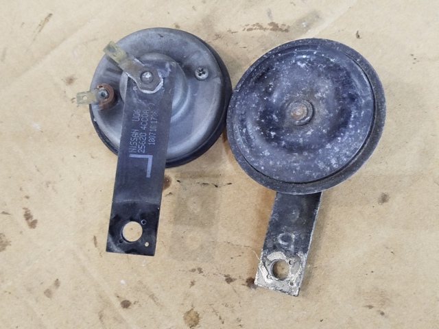 Сигнали звукові 256204CC0A NISSAN