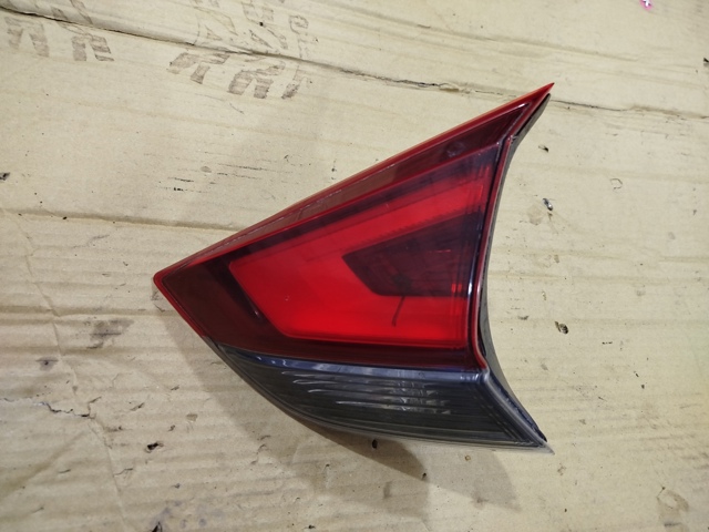 Задня ліва фара 265556FP5A NISSAN