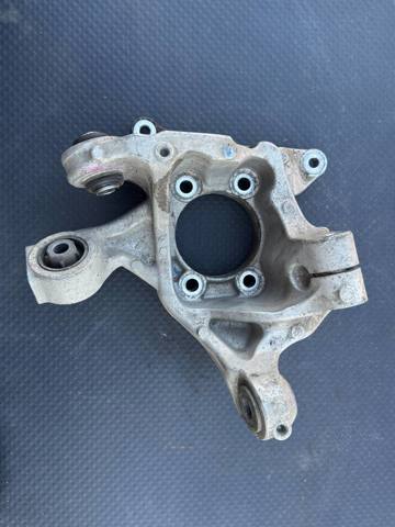 Кулак поворотний лівий 28411AN03A SUBARU
