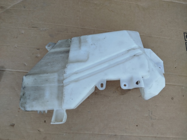 Водяний бачок омивача скла 28910HV01B NISSAN