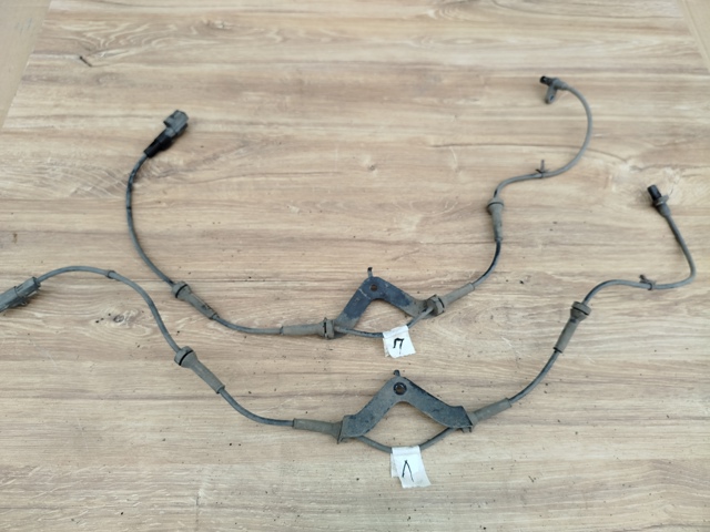 Датчик АБС (ABS) задній 479004EA0B NISSAN