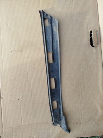 Скло лобове 51337146095 BMW