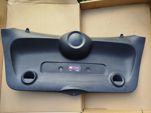 Оббивка дверей задка кузова 51497148904 BMW