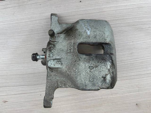 Супорт гальмівний, передній, правий 5510161M01999 SUZUKI